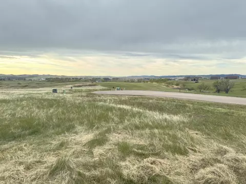 lot9 Blk 8 Double Tree Cir, Belle Fourche, SD 57717 photo 4