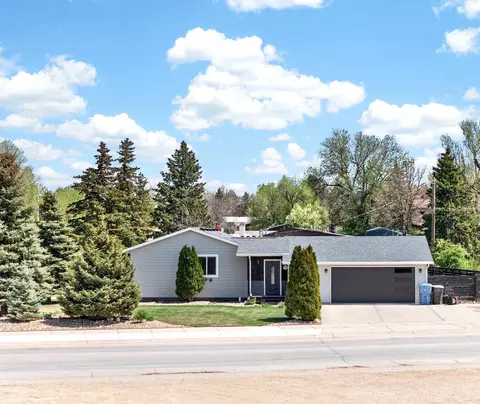 Exterior - 700 Stanley St, Belle Fourche, SD 57717 photo 1 of 6