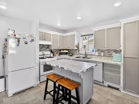 Kitchen - 700 Stanley St, Belle Fourche, SD 57717 photo 3 of 4