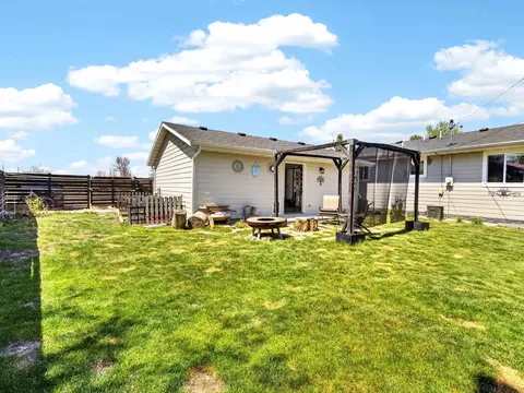 Exterior - 700 Stanley St, Belle Fourche, SD 57717 photo 4 of 6