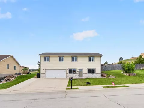 Exterior - 3409 Roughlock Ln, Spearfish, SD 57783 photo 4 of 9