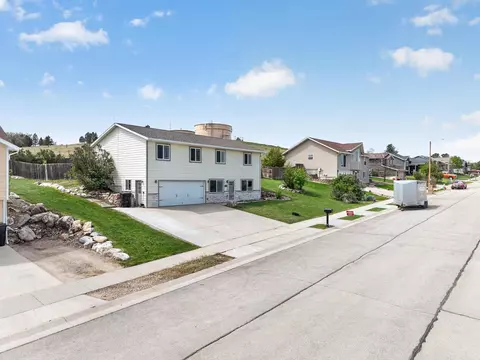 View/Area - 3409 Roughlock Ln, Spearfish, SD 57783 photo 4 of 8