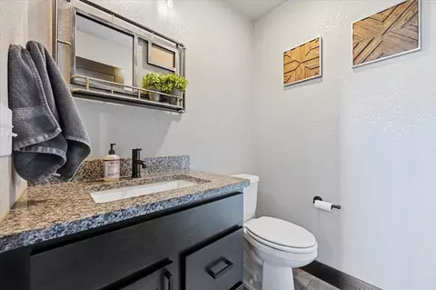 Bath - 21291 Ridgewood Trl, Lead, SD 57754 photo 1 of 8