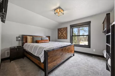Bedroom - 21291 Ridgewood Trl, Lead, SD 57754 photo 6 of 9