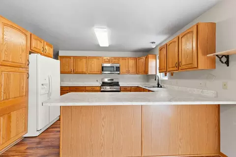 Kitchen - 2122 11th Ave, Belle Fourche, SD 57717 photo 1 of 3