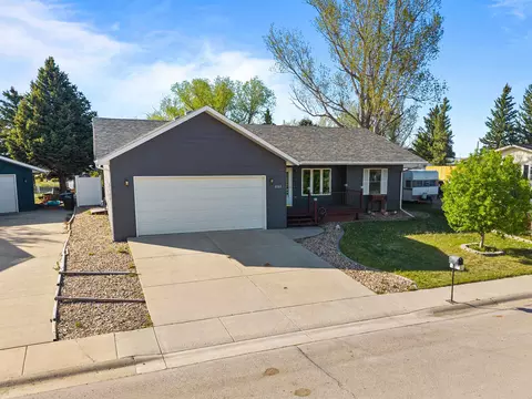 2122 11th Ave, Belle Fourche, SD 57717