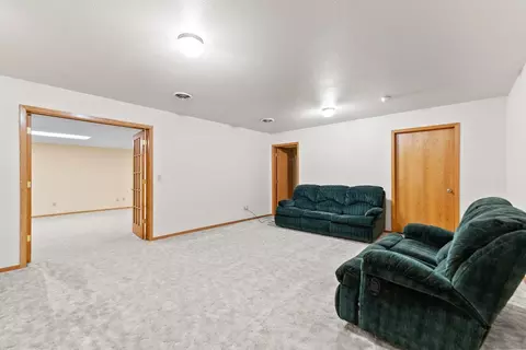 Living - 2122 11th Ave, Belle Fourche, SD 57717 photo 9 of 9