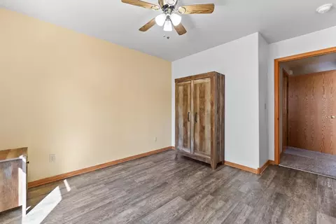 Bedroom - 2122 11th Ave, Belle Fourche, SD 57717 photo 5 of 7