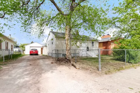 825 Holcomb Ave, Rapid City, SD 57701