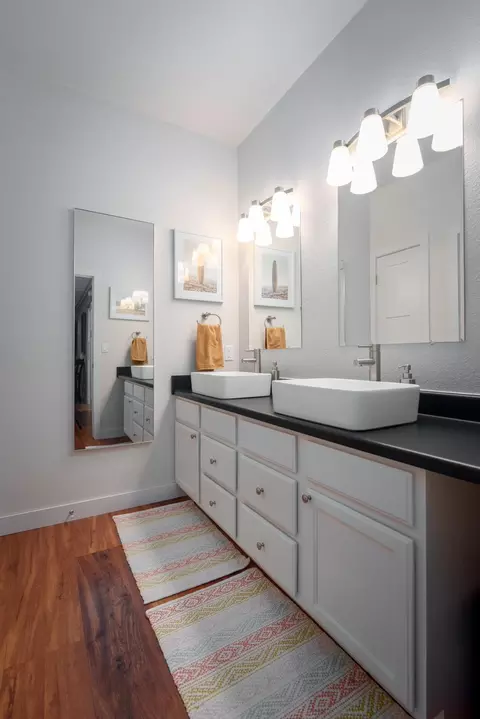 Bath - 1605 Arizona Ave, Spearfish, SD 57783 photo 3 of 8