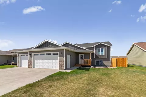 3563 Remington Rd, Rapid City, SD 57703