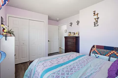 Bedroom - 477 Bluebird Dr, Box Elder, SD 57719 photo 4 of 5