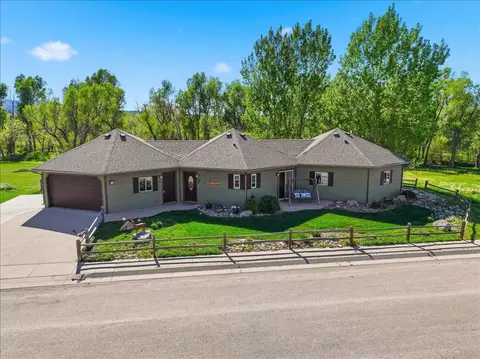 2417 N Canyon St, Spearfish, SD 57783