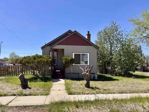 Exterior - 310 7th Ave, Edgemont, SD 57735 photo 3 of 6