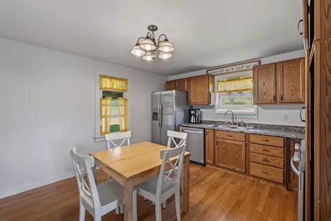 Kitchen - 21 Rosse Dr, Custer, SD 57730 photo 3 of 3