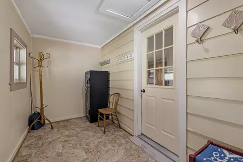 Entry Way - 21 Rosse Dr, Custer, SD 57730 photo 3 of 3