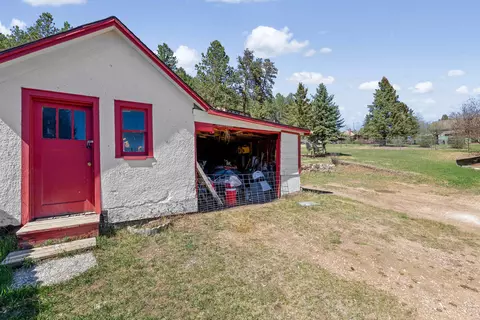 Exterior - 21 Rosse Dr, Custer, SD 57730 photo 3 of 8