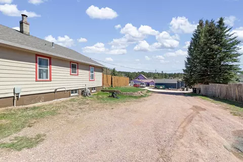 Exterior - 21 Rosse Dr, Custer, SD 57730 photo 4 of 8