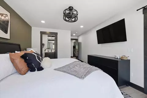 Bedroom - 21385 Trailside Rd, Lead, SD 57754 photo 8 of 10