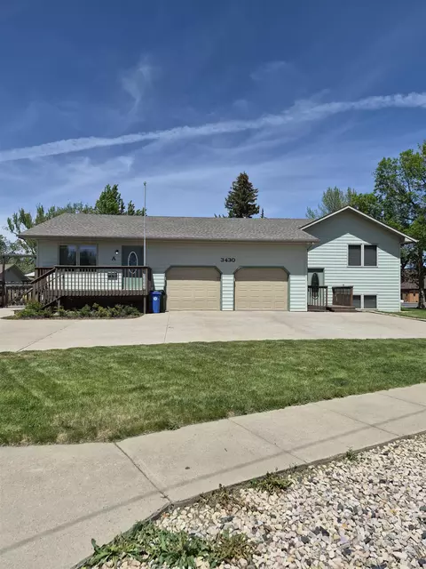 3430 Cottonwood Dr, Rapid City, SD 57702