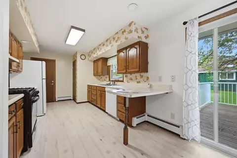 Kitchen - 530 State St, Spearfish, SD 57783 photo 4 of 5