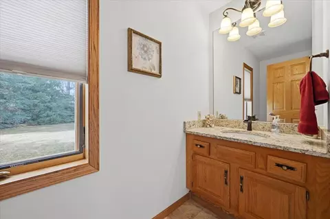 Bath - 304 Willow Dr, Spearfish, SD 57783 photo 1 of 3