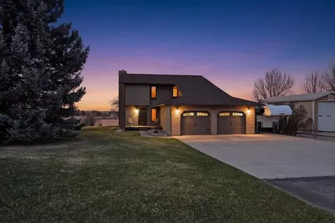 304 Willow Dr, Spearfish, SD 57783