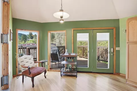 Entry Way - 10 Centennial Ave, Deadwood, SD 57732 photo 1 of 4