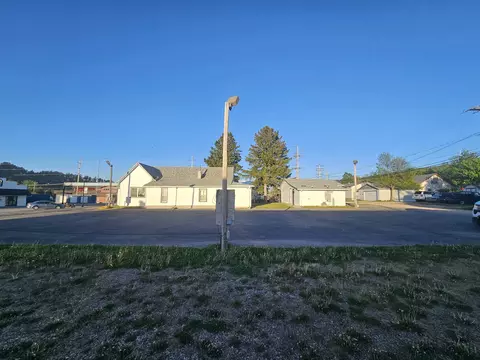 Exterior - 924 Main St, Sturgis, SD 57785 photo 12 of 21