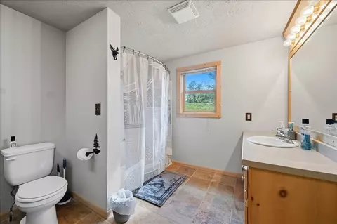 Bath - 20787 Mountain Ct, Sturgis, SD 57785 photo 1 of 5