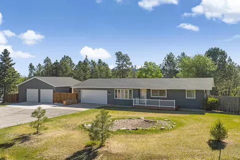 4870 Skyview Dr, Rapid City, SD 57702