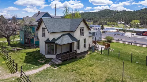 214 Crook St, Custer, SD 57730