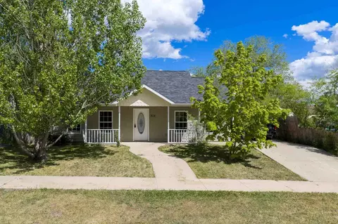 215 7th Ave, Belle Fourche, SD 57717