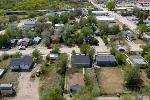 View/Area - 215 7th Ave, Belle Fourche, SD 57717 photo 3 of 7