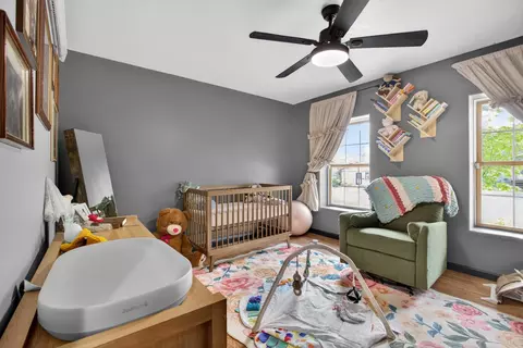 Bedroom - 215 7th Ave, Belle Fourche, SD 57717 photo 6 of 10