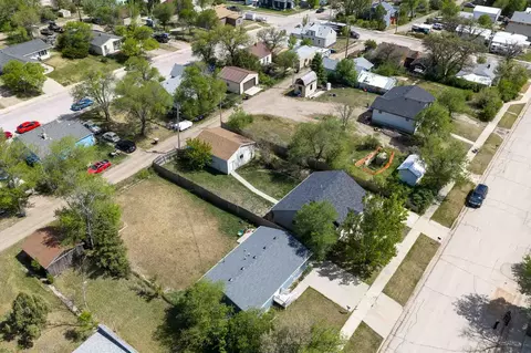 View/Area - 215 7th Ave, Belle Fourche, SD 57717 photo 6 of 7