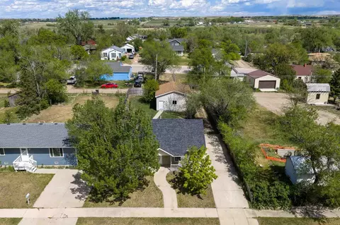 View/Area - 215 7th Ave, Belle Fourche, SD 57717 photo 1 of 7