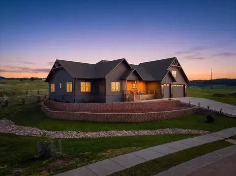 2301 Bridgestone Cir, Spearfish, SD 57783