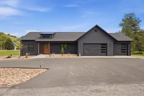 20208 Frog Pond Ct, Whitewood, SD 57793