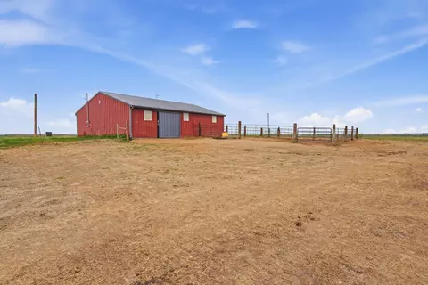 12847 Garness Rd, Newell, SD 57760 photo 4