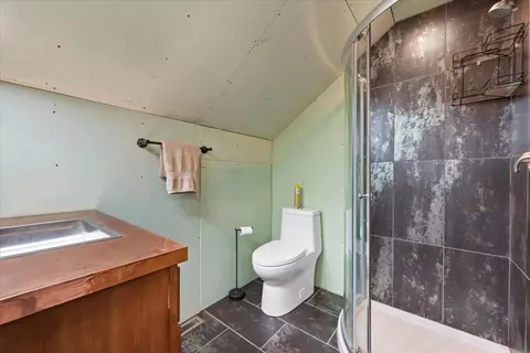 Bath - 507 Gold St, Lead, SD 57754 photo 5 of 5