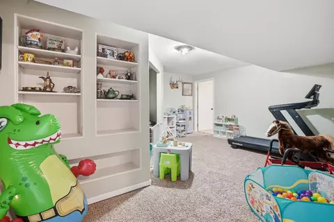 Entry Way - 2167 Ferguson St, Sturgis, SD 57785 photo 2 of 2