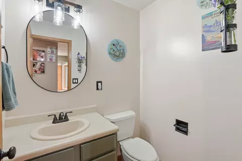 Bath - 2167 Ferguson St, Sturgis, SD 57785 photo 4 of 6