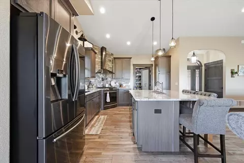 Kitchen - 20062 Ridgefield Loop, Spearfish, SD 57783 photo 4 of 4