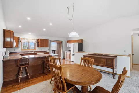 Dining - 407 Summit St, Belle Fourche, SD 57717 photo 2 of 2