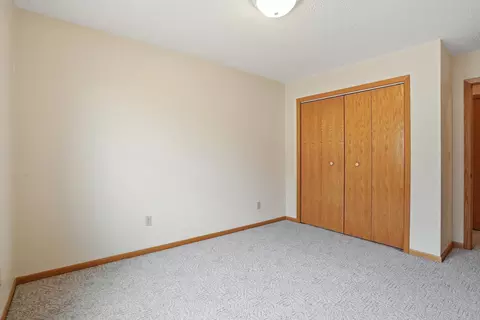 Bedroom - 407 Summit St, Belle Fourche, SD 57717 photo 5 of 8
