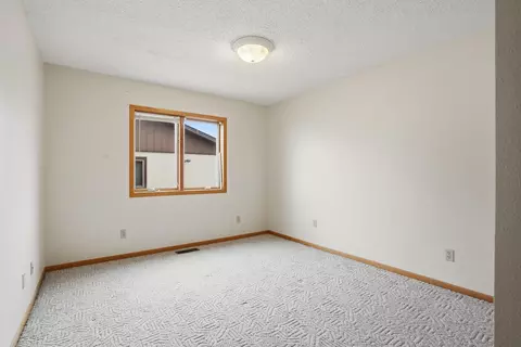 Bedroom - 407 Summit St, Belle Fourche, SD 57717 photo 6 of 8