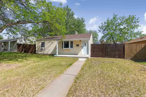 8 Saint Andrew St, Rapid City, SD 57701