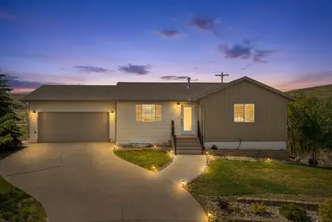 4300 Mile High Ave, Rapid City, SD 57701
