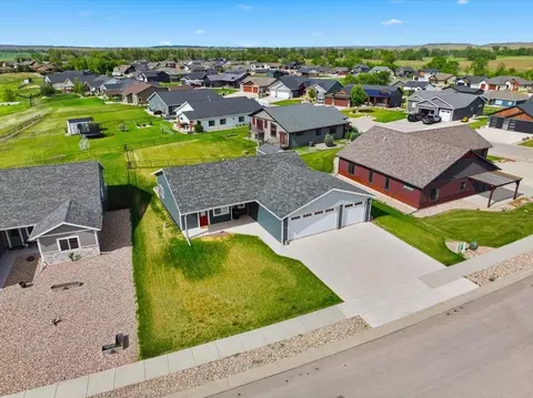 1724 Russell St, Spearfish, SD 57783